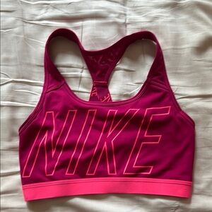 pink nike sports bra
